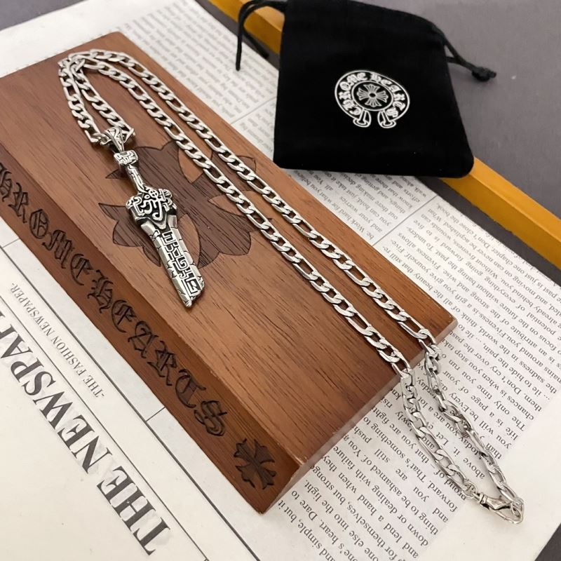 Ch**me He**ts necklaces
